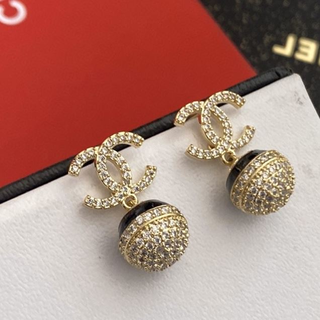 Ch**el earrings